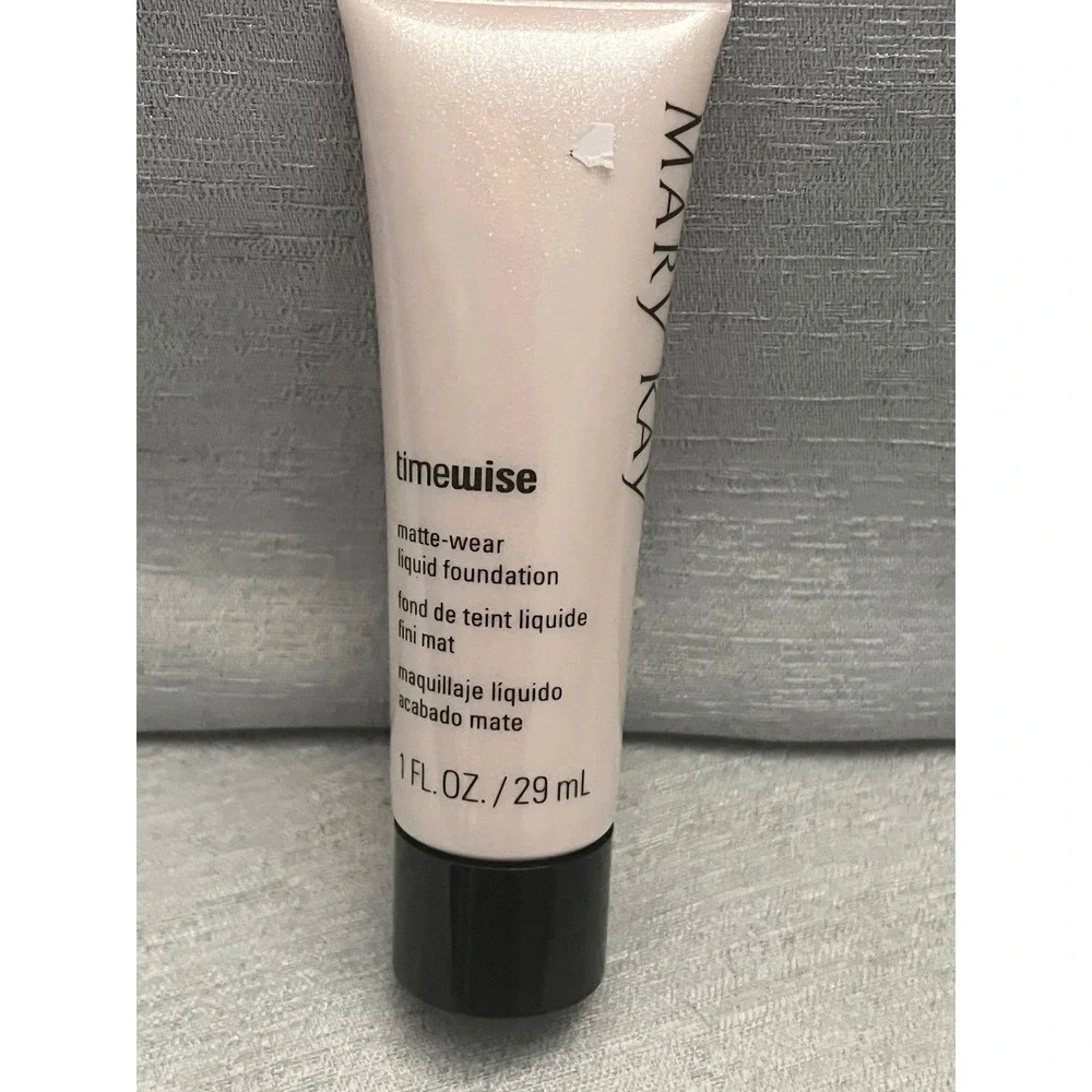 Mary Kay TimeWise Matte-Wear Liquid Foundation Ivory 6 1 fl oz Combo Oily Skin